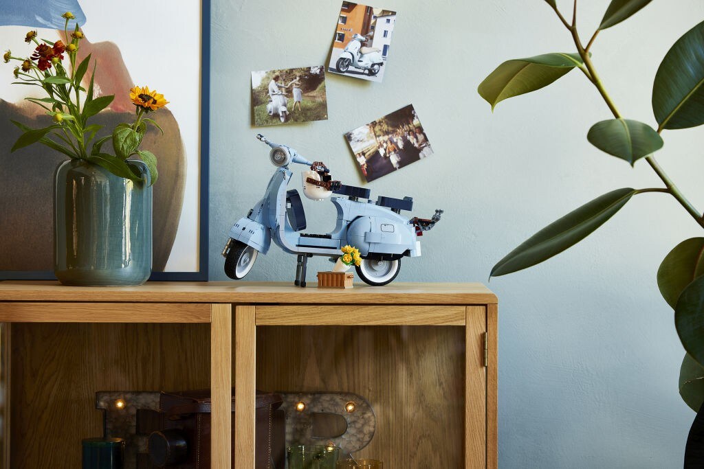 Arriva una Vespa 125 fatta di Lego